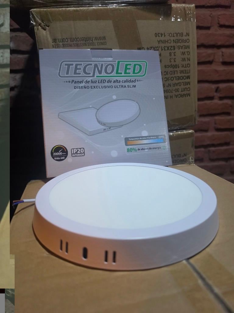 Aplique de pared LED redondo de aluminio, 18W